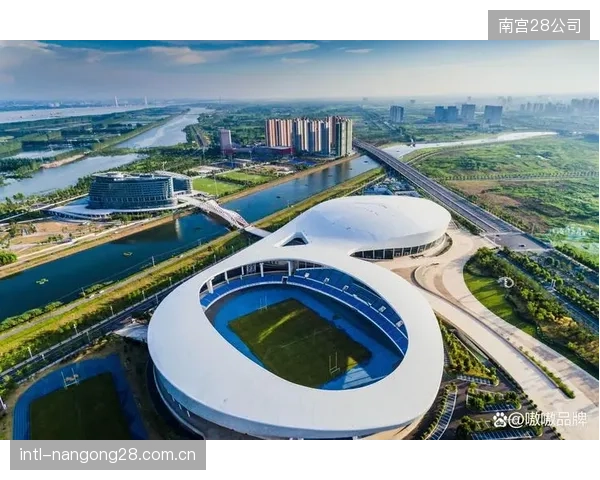 大型体育场馆的核心功能正从单一的“赛事载体”，升级为承载多元化体验的“城市客厅